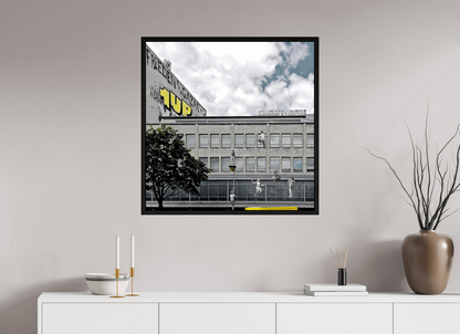 80 x 80 cm, Floater Frame Playground